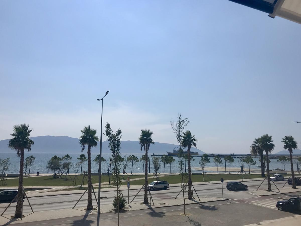 Hotel Pirro Vlorë Exteriör bild