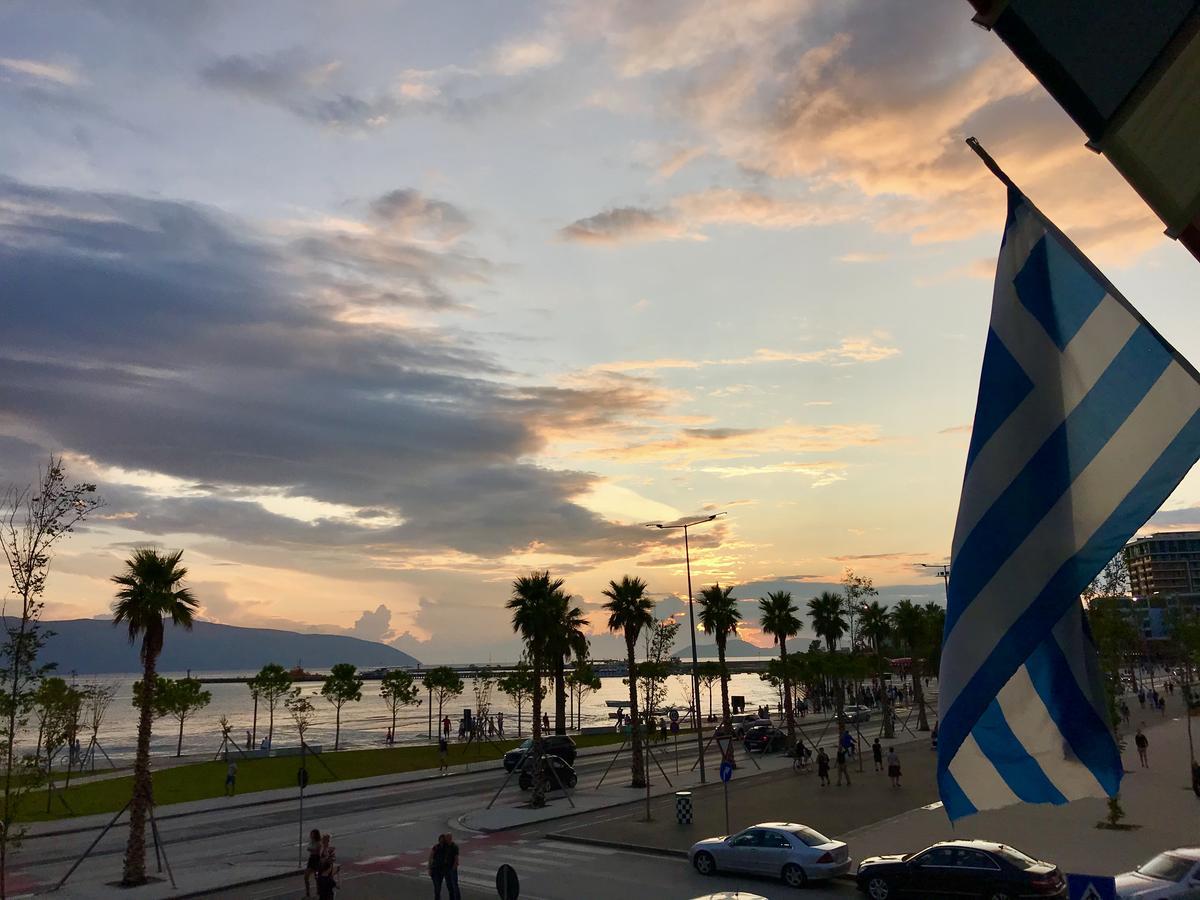 Hotel Pirro Vlorë Exteriör bild